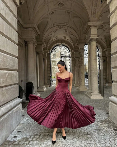 Vintage A Line Straps Burgundy Satin Long Prom Dress Evening Dress Y7994