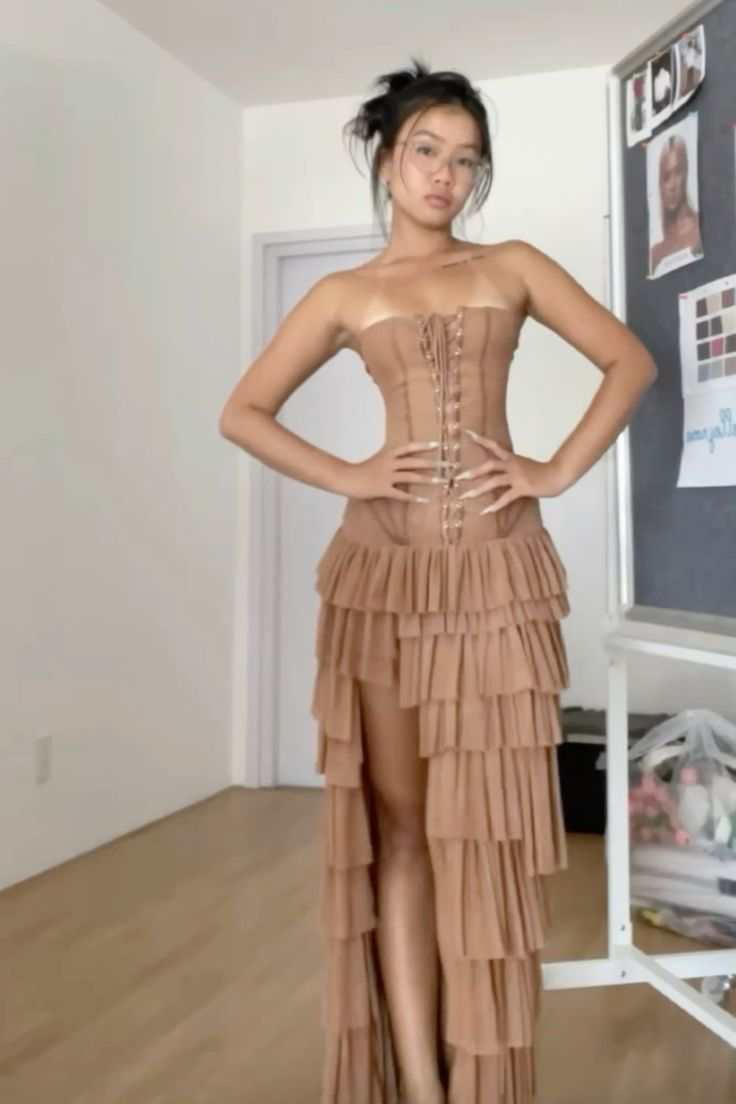Vintage Strapless Chiffon Layered Long Prom Dress Slit Evening Dress Y7859