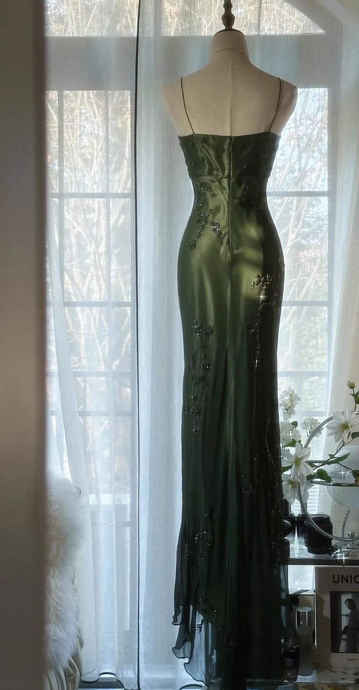 Vintage Dark Green Bodycon Satin Beaded Prom Dress Long Evening Dress Y8557