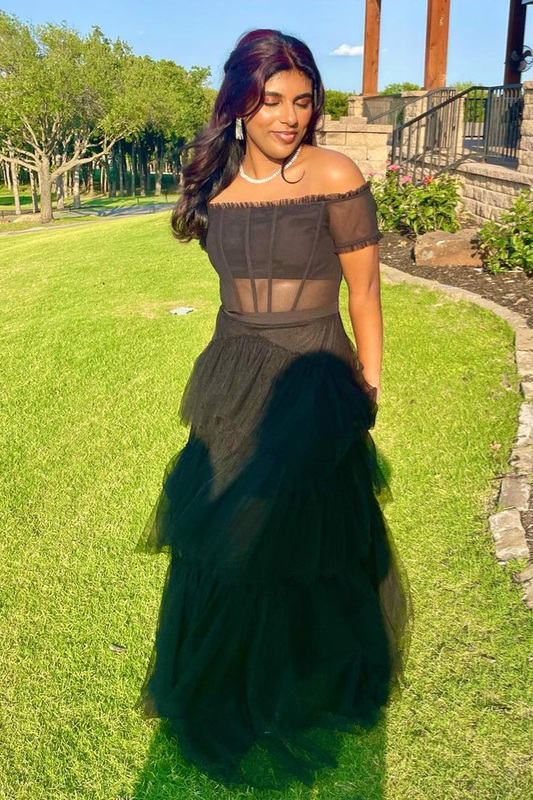 Black Off-the-Shoulder Ruffle Multi-Layers Long Prom Dress Y5300