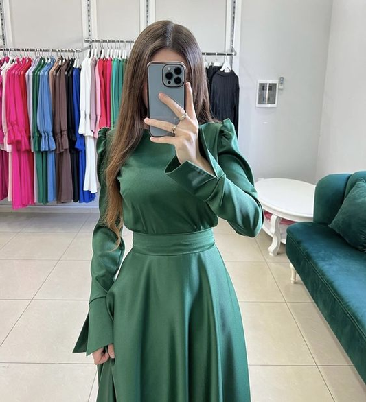 Modest Green A-line Long Sleeves Prom Dress,Green Party Gown Y6884