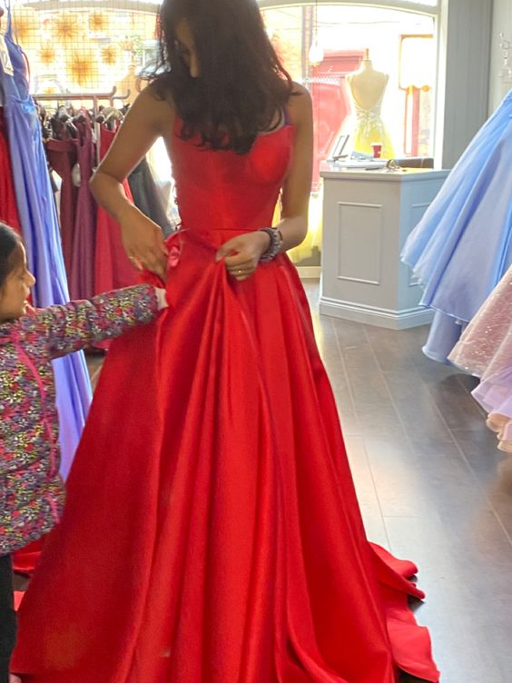 Classic Red A-line Satin Prom Dress With Pockets Y7164