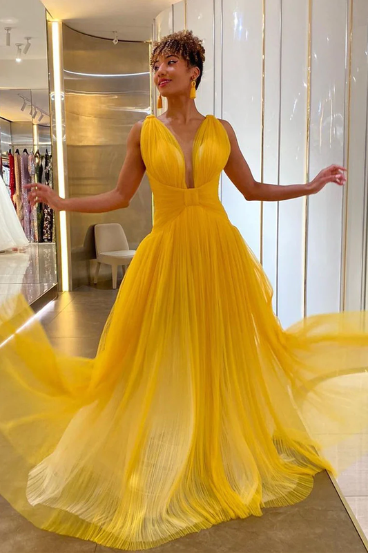 Plunging Neck Yellow Tulle Prom Dress Y861