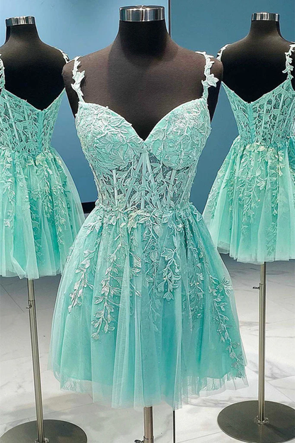 V Neck Mint Green Lace Homecoming Dress Y204
